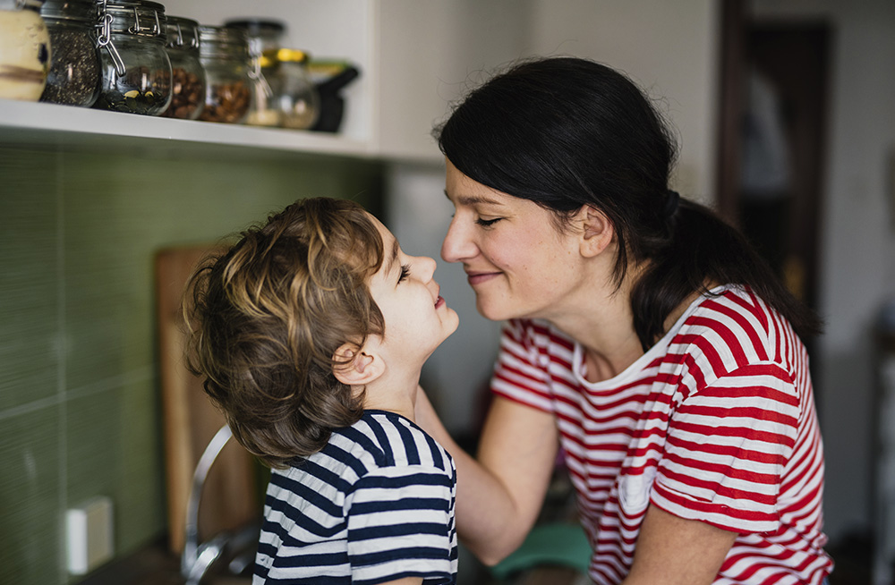 20 MANERAS DE DECIRLE A LOS HIJOS “TE QUIERO”